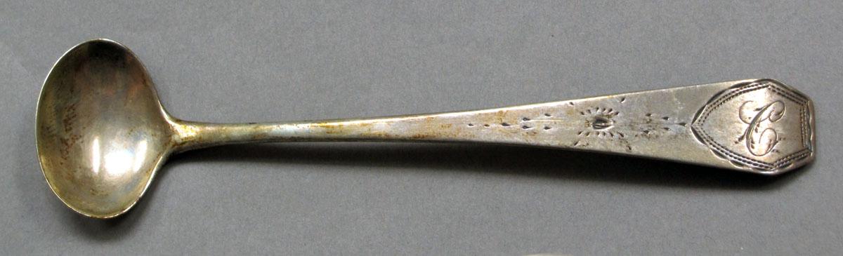 1962.0240.751 Salt spoon upper surface