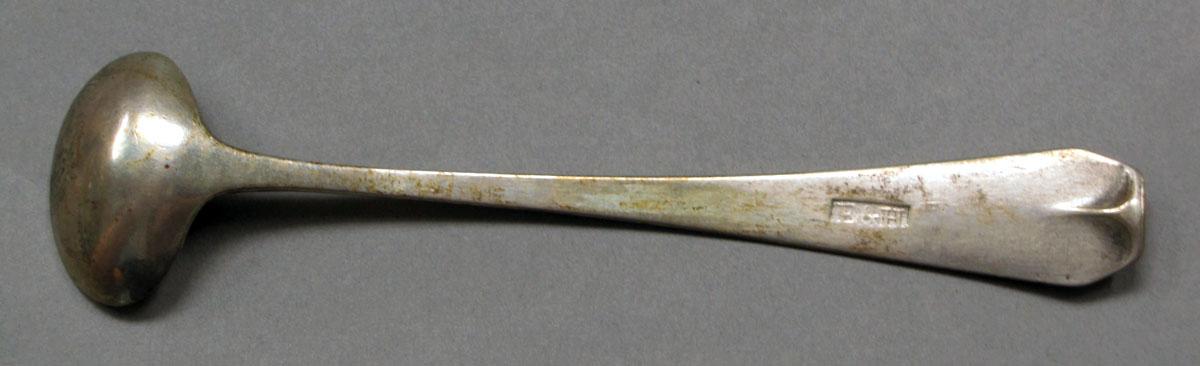 1962.0240.751 Salt spoon underside