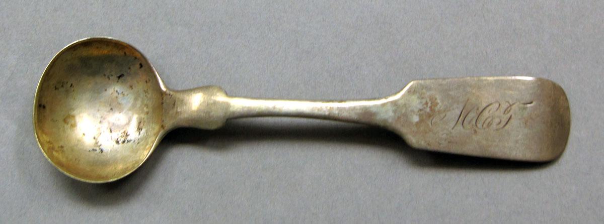 1962.0240.760  Salt spoon upper surface