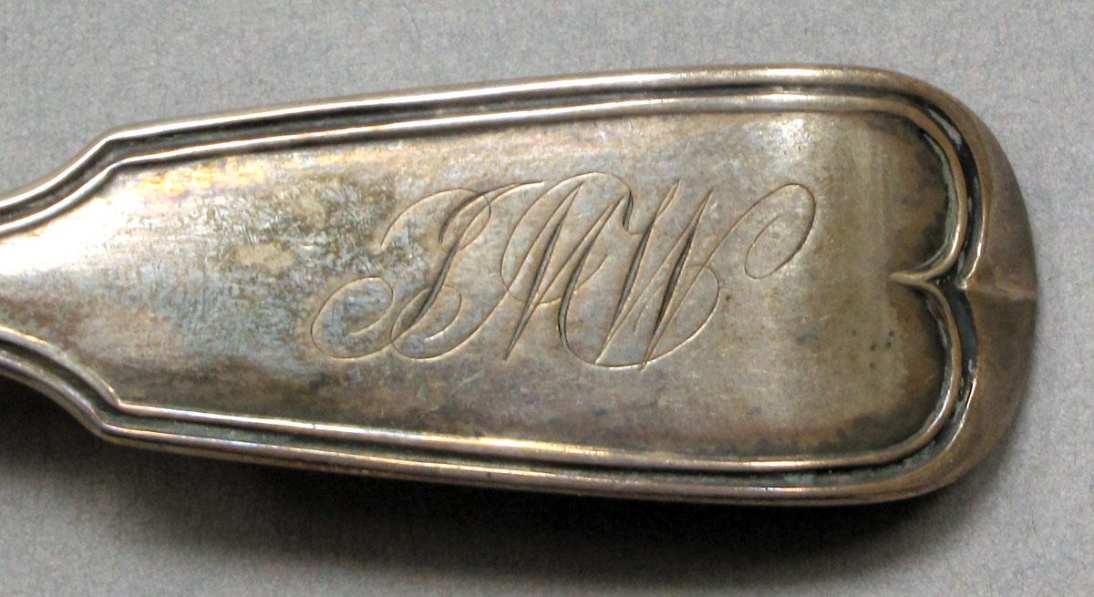 1962.0240.764 Mustard ladle engraving