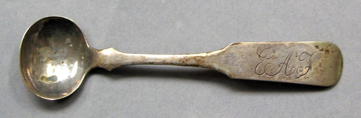 1962.0240.767 Salt spoon upper surface