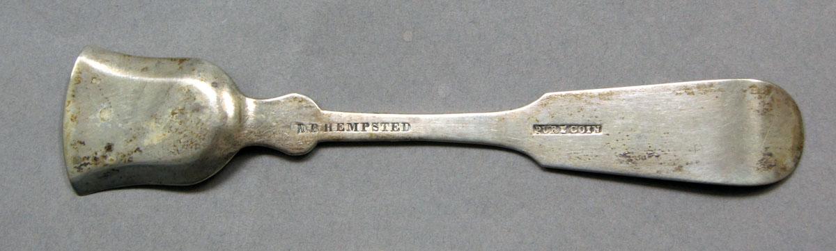 1962.0240.769.001 Salt spoon underside