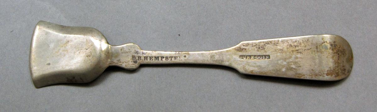 1962.0240.769.002 Salt spoon underside