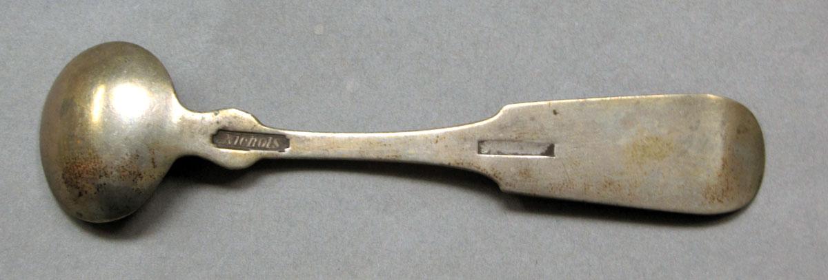 1962.0240.781 Salt spoon underside