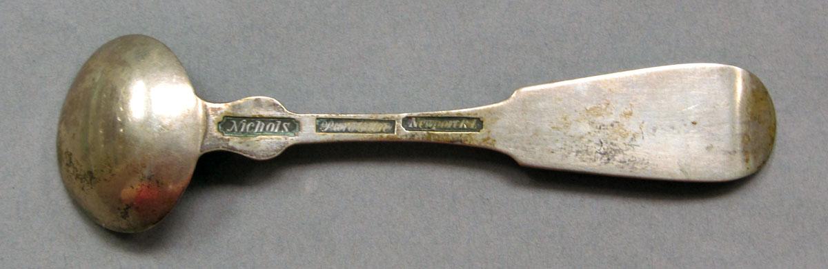 1962.0240.782.001 Salt spoon underside