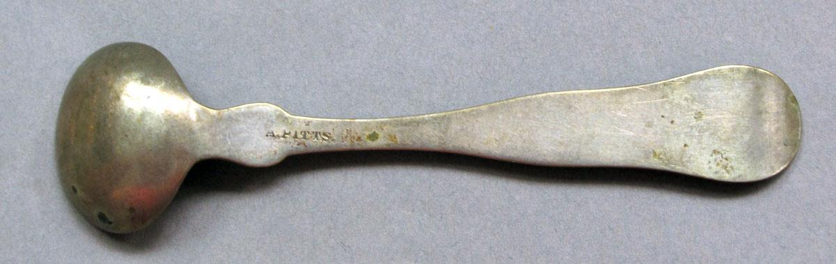 1962.0240.788 Salt spoon underside