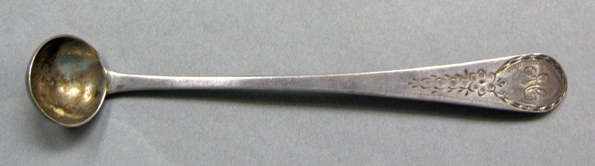 1962.0240.797 Mustard ladle upper surface