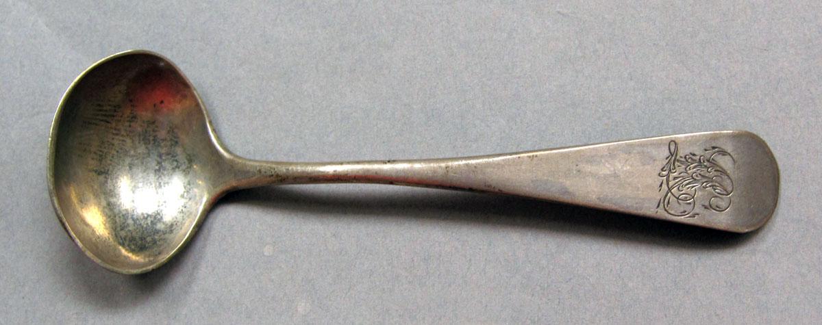 1962.0240.799 Salt spoon upper surface