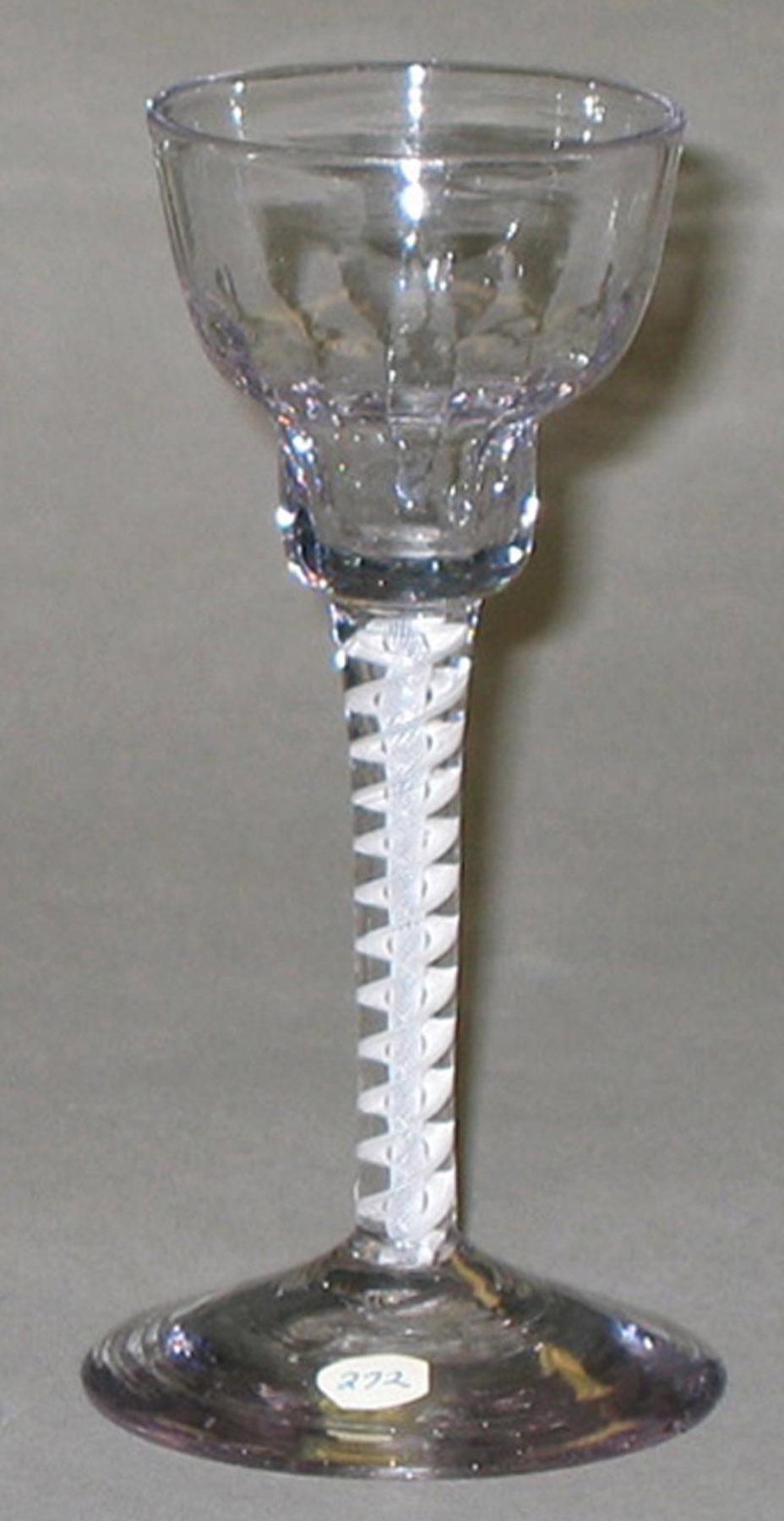 2006.0003.050 Cordial glass