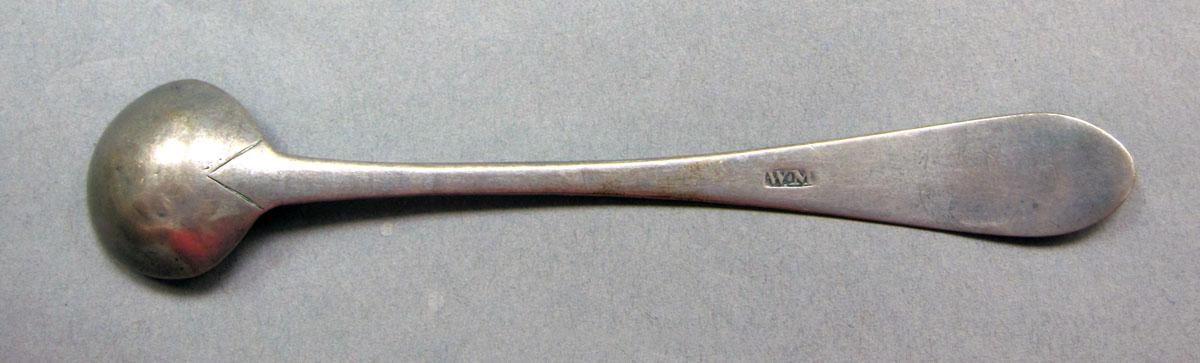1962.0240.811 Salt spoon underside