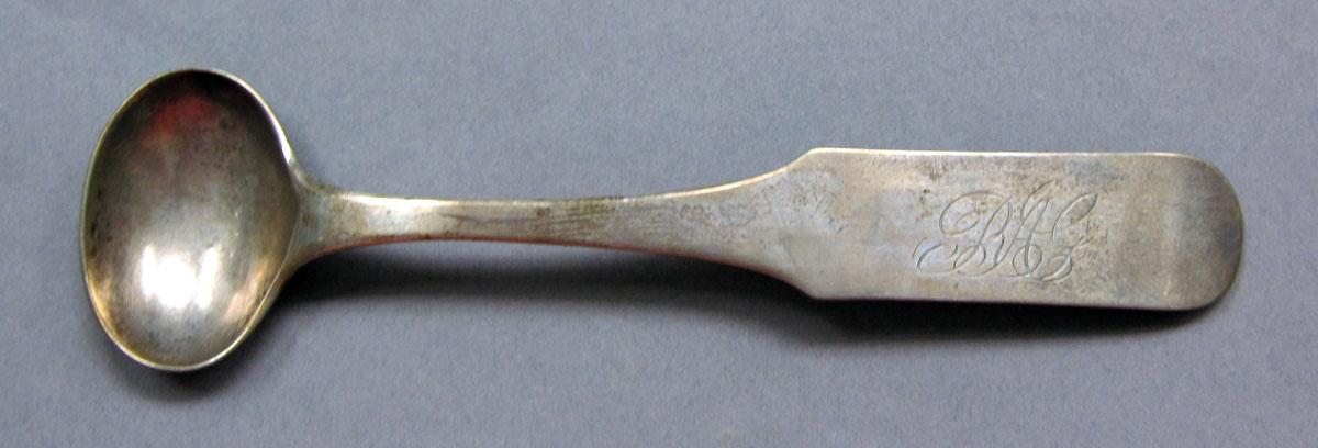 1962.0240.814.002 Salt spoon upper surface