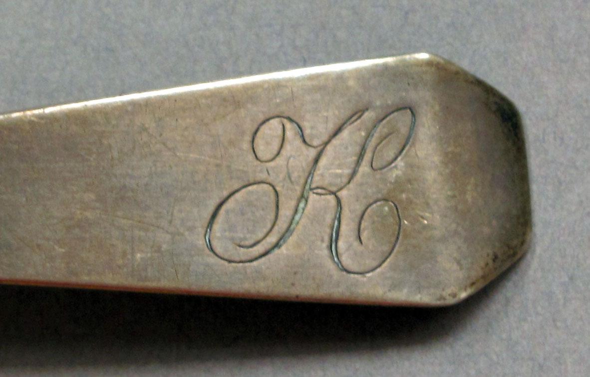 1962.0240.820 Salt spoon engraving
