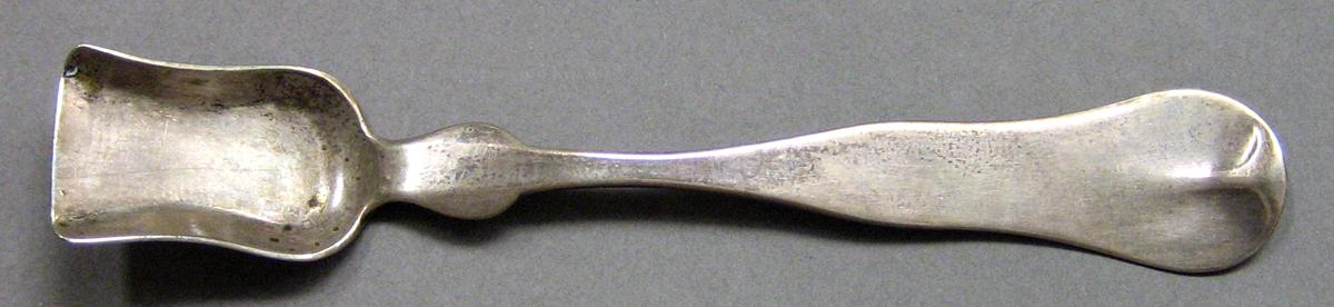 1962.0240.826 Salt spoon upper surface
