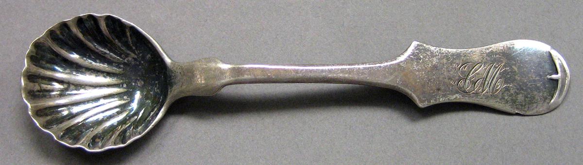 1962.0240.828 Salt spoon upper surface