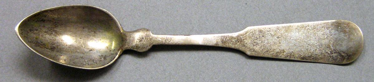 1962.0240.834.002 Salt spoon upper surface
