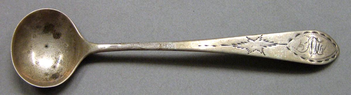 1962.0240.836 Salt spoon upper surface