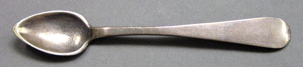 1962.0240.839 Miniature spoon upper surface