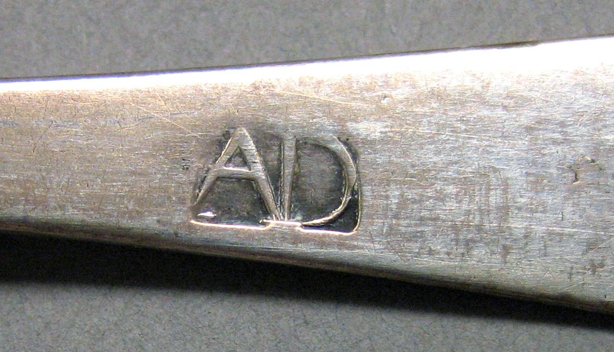 1962.0240.844 Ladle mark