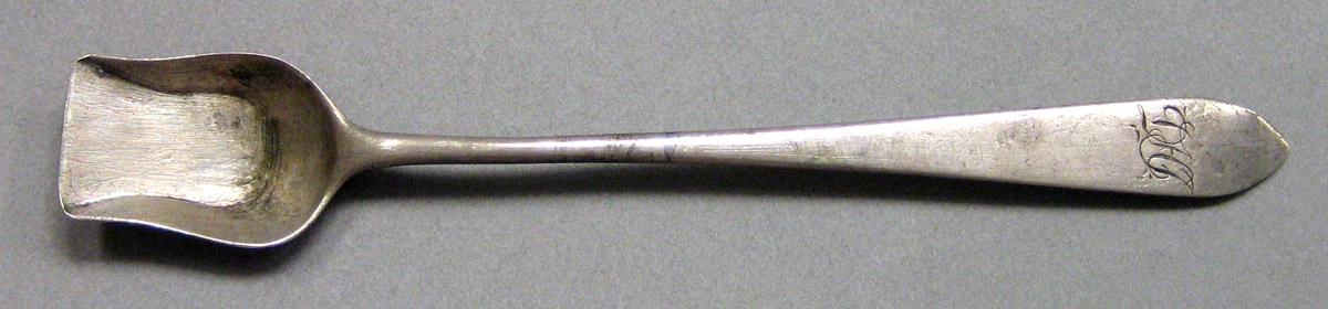 1962.0240.845 Salt spoon upper surface