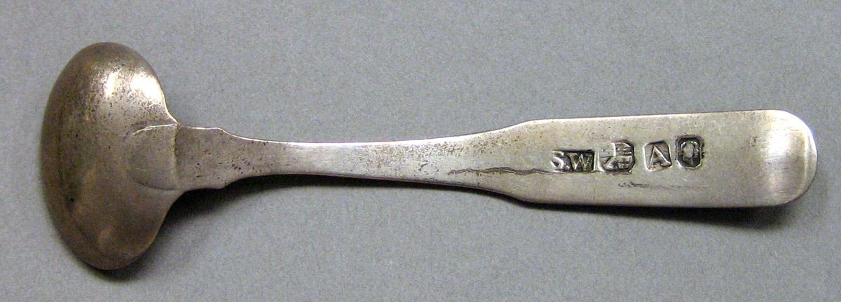 1962.0240.846 Salt spoon underside