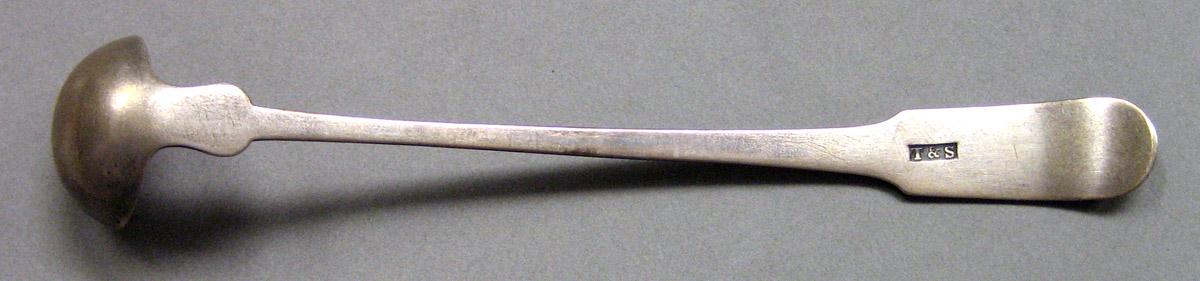 1962.0240.852 Mustard ladle underside