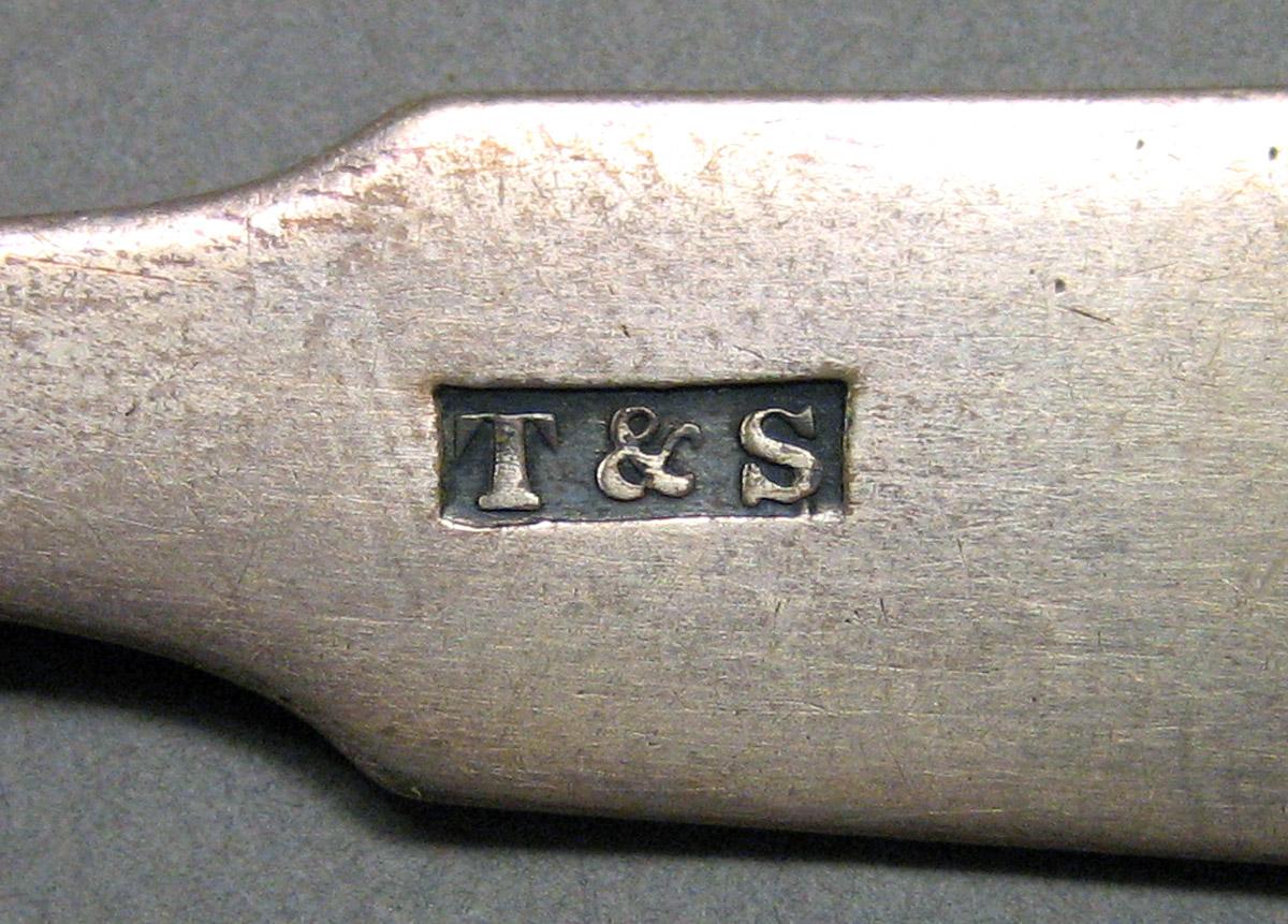 1962.0240.852 Mustard ladle mark