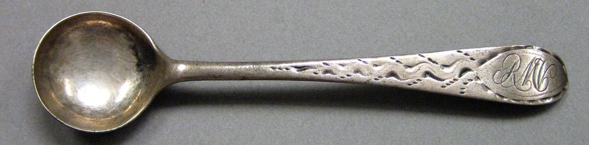 1962.0240.856.001 Salt spoon upper surface