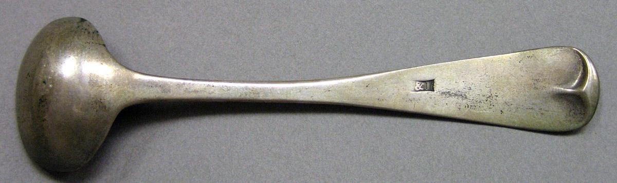 1962.0240.857 Salt spoon underside