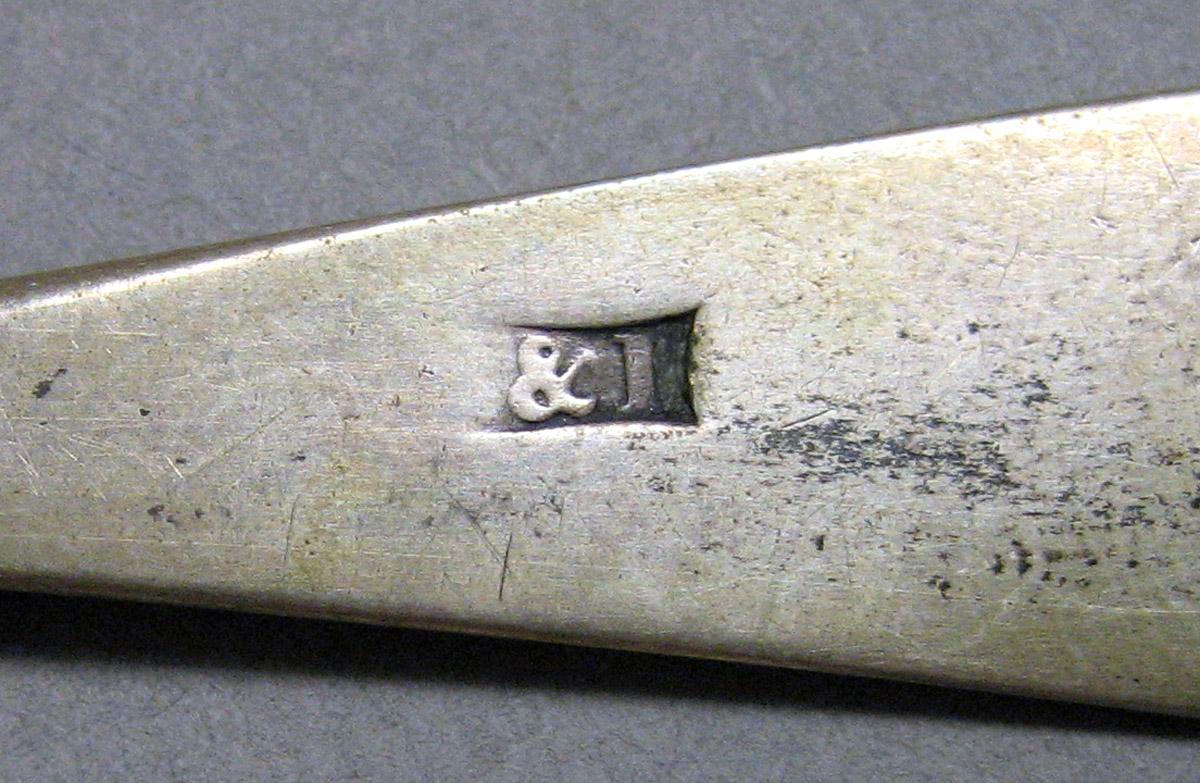 1962.0240.857 Salt spoon mark