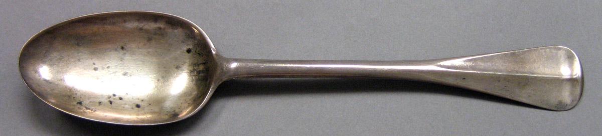 1962.0240.868 Tablespoon upper surface