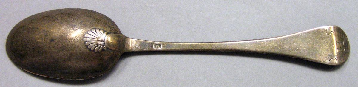 1962.0240.869 Tablespoon underside