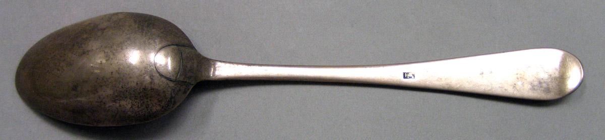 1962.0240.871 Tablespoon underside