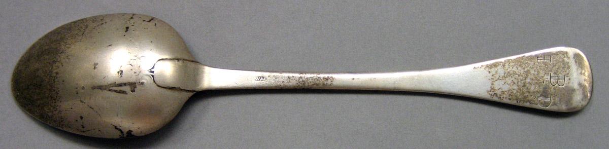 1962.0240.876 Tablespoon underside