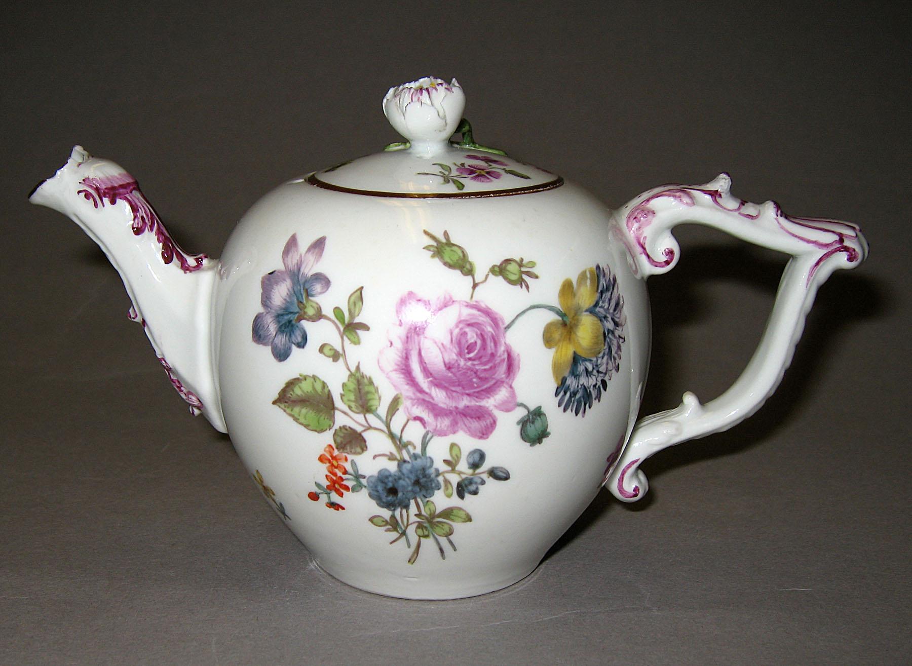1955.0136.005 A, BTeapot