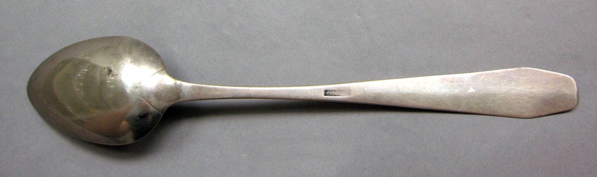 1962.0240.903 Silver Spoon underside