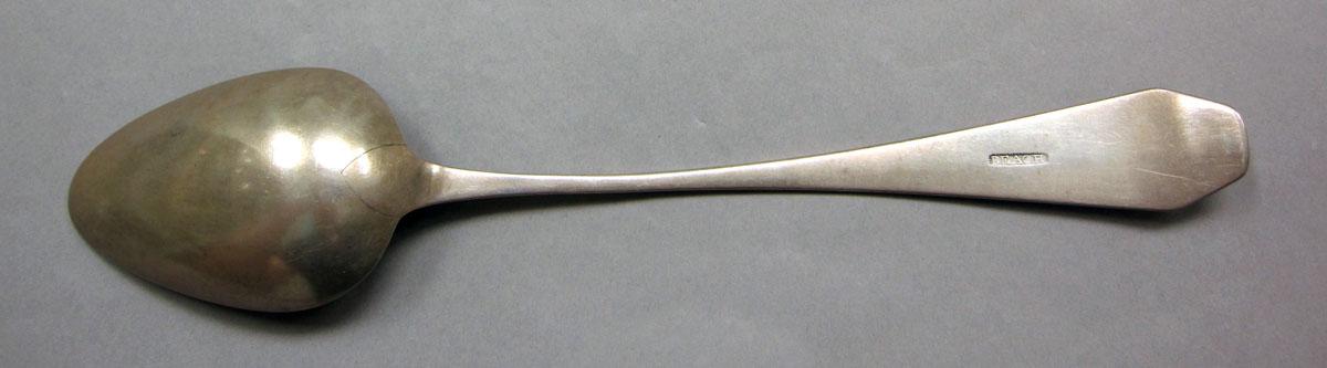 1962.0240.915 Silver Spoon underside