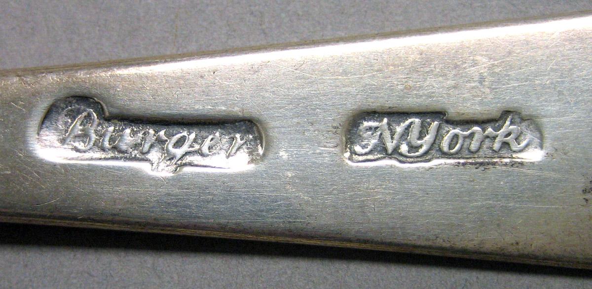 1962.0240.935 Silver Spoon mark