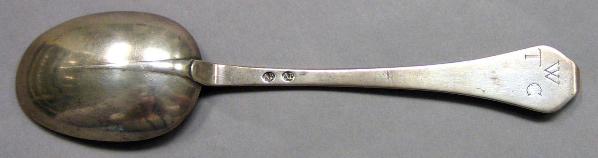 1962.0240.958 Silver Spoon underside