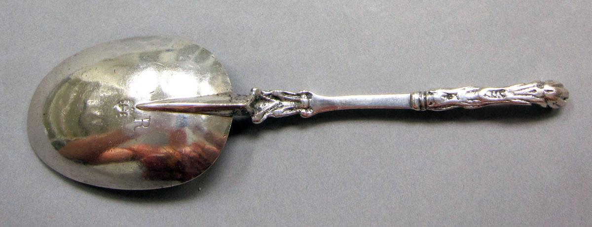 1962.0240.971 Silver Spoon underside