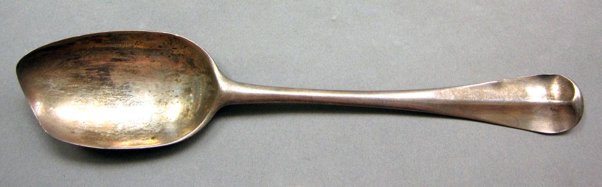 1962.0240.977 Silver Spoon upper surface