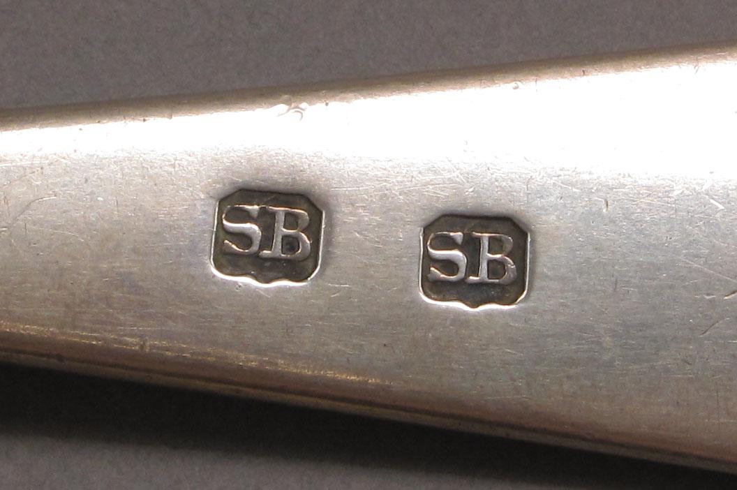 1962.0240.988 Silver Spoon mark