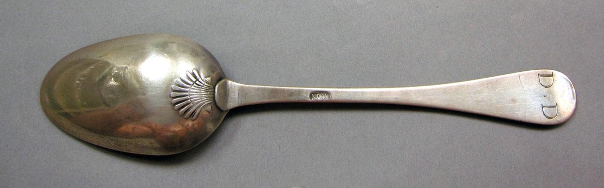 1962.0240.989 Silver Spoon underside
