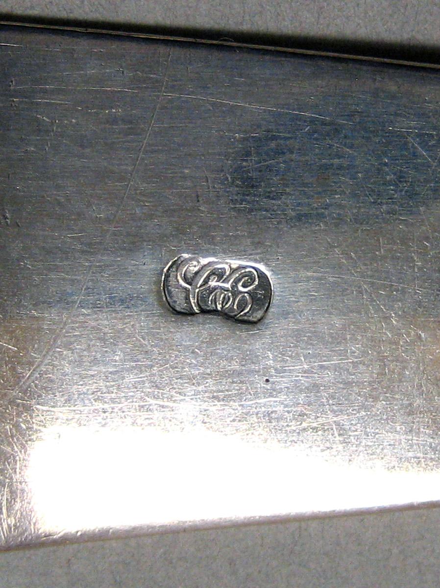 1962.0240.995 Silver Spoon mark