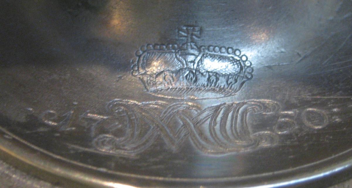 1962.0501 Candlestick (inscription)