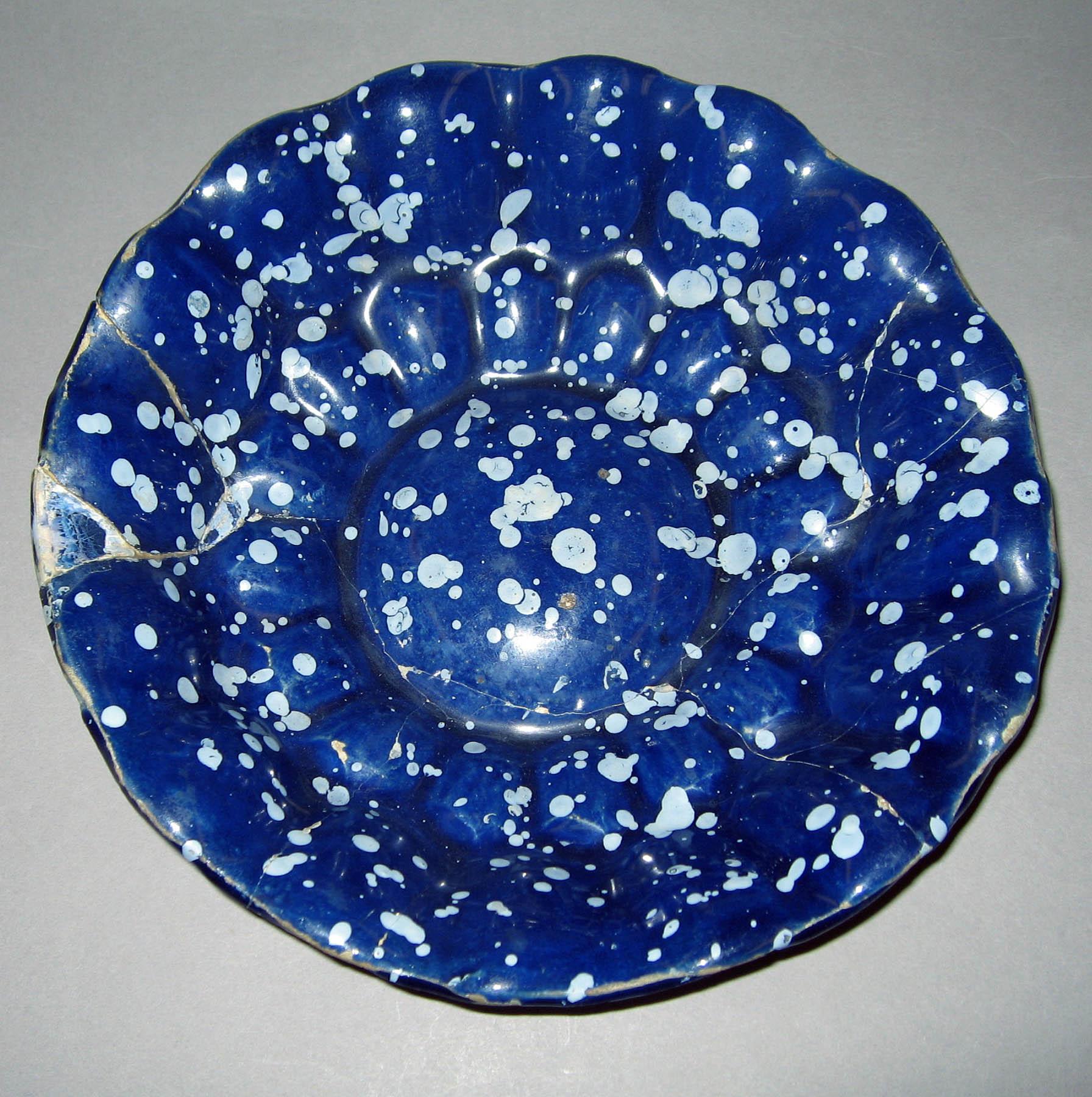 1967.0547 Earthenware bowl
