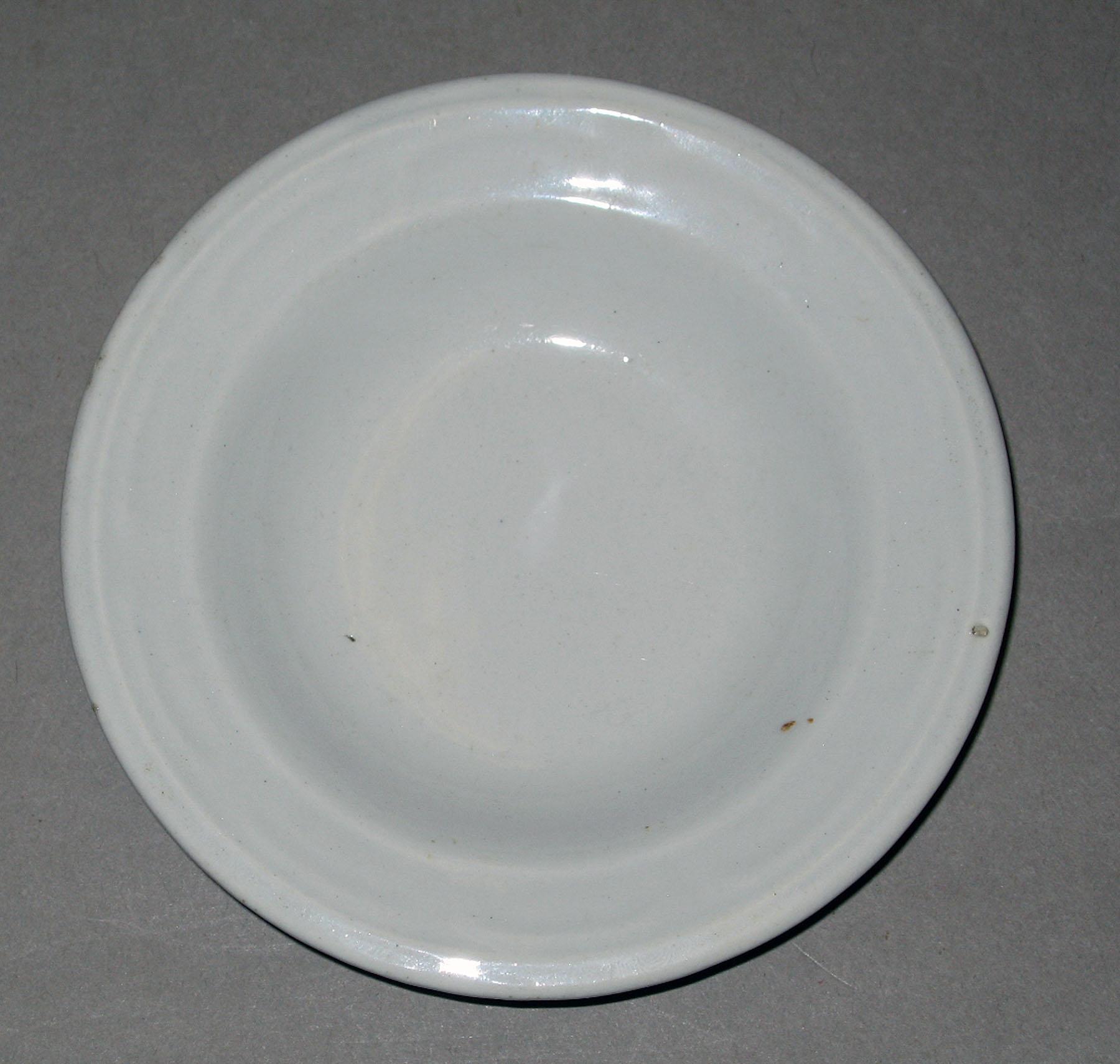 1962.0563 Meigh saucer