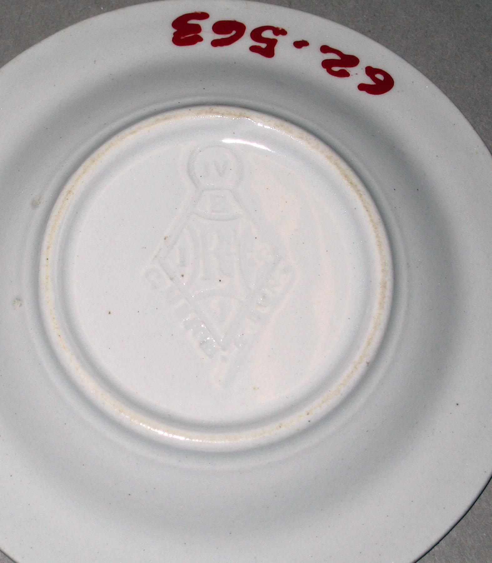 1962.0563 Meigh saucer (mark)