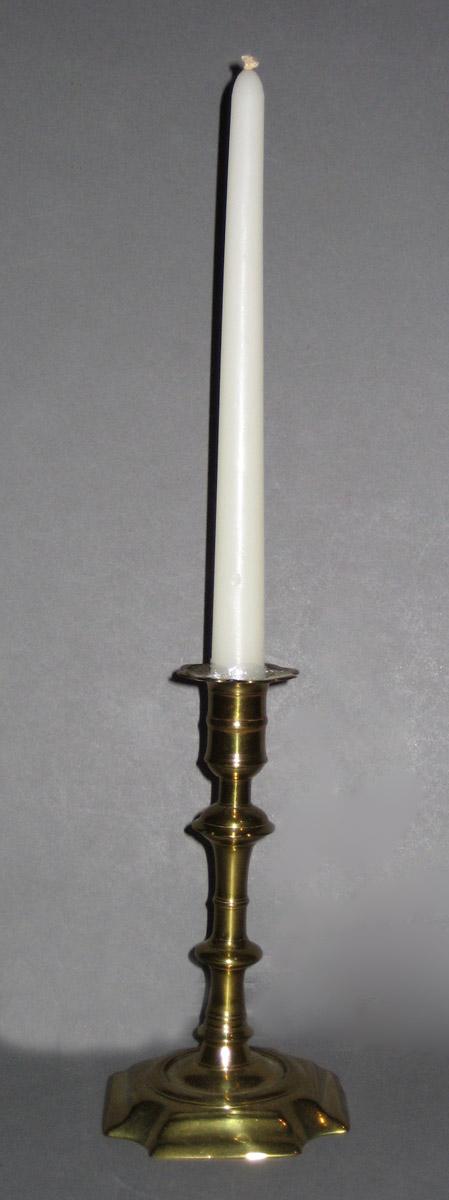 1962.0569.001 Candlestick