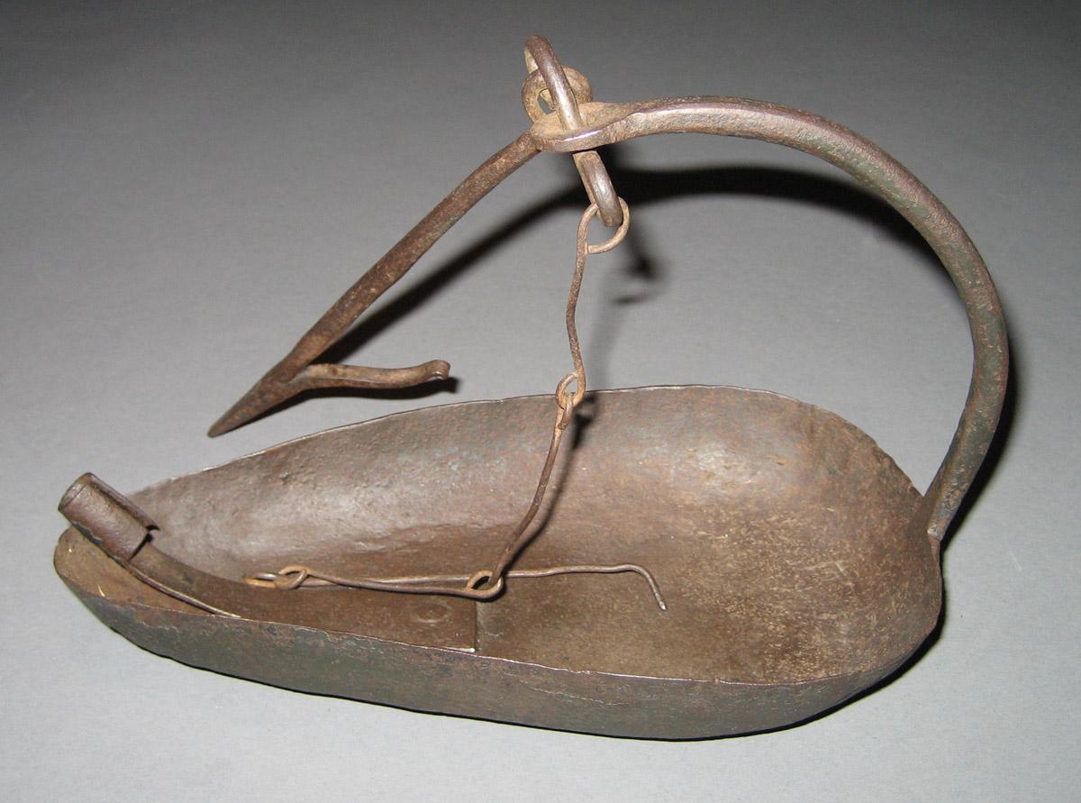 1962.0572 Lamp