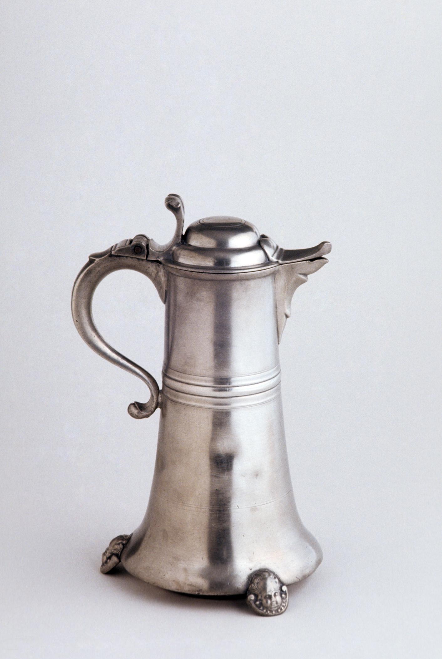 1962.0607 Pewter flagon